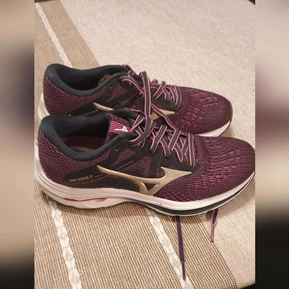 Mizuno Wave Inspire 17 - Picture 2 of 7